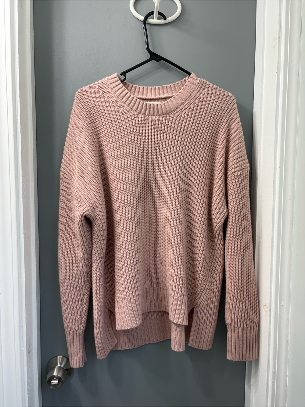 SO Oversized Crewneck Sweater in Dusty Rose